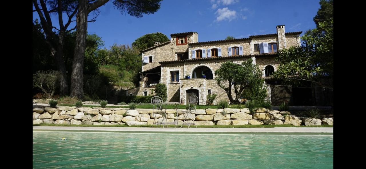 B&B Oasis Des Lavandes - Chambre Coqueliot Villeneuve-lès-Avignon Exterior photo
