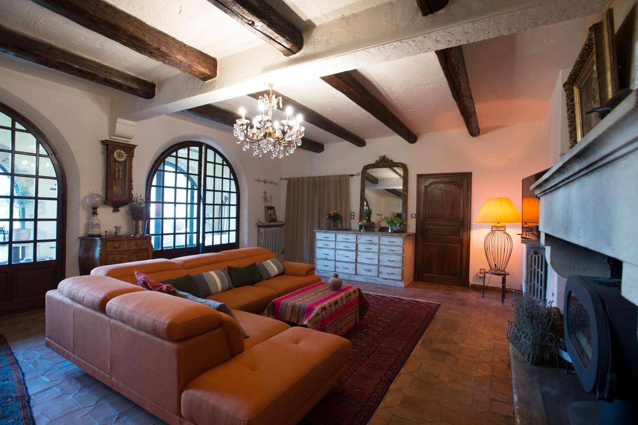 B&B Oasis Des Lavandes - Chambre Coqueliot Villeneuve-lès-Avignon Exterior photo